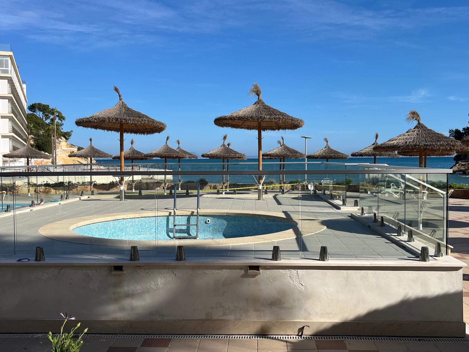 Apartamento en Cala Vinyes, Mallorca, España 2 dormitorios, 85 m2 No. 143989