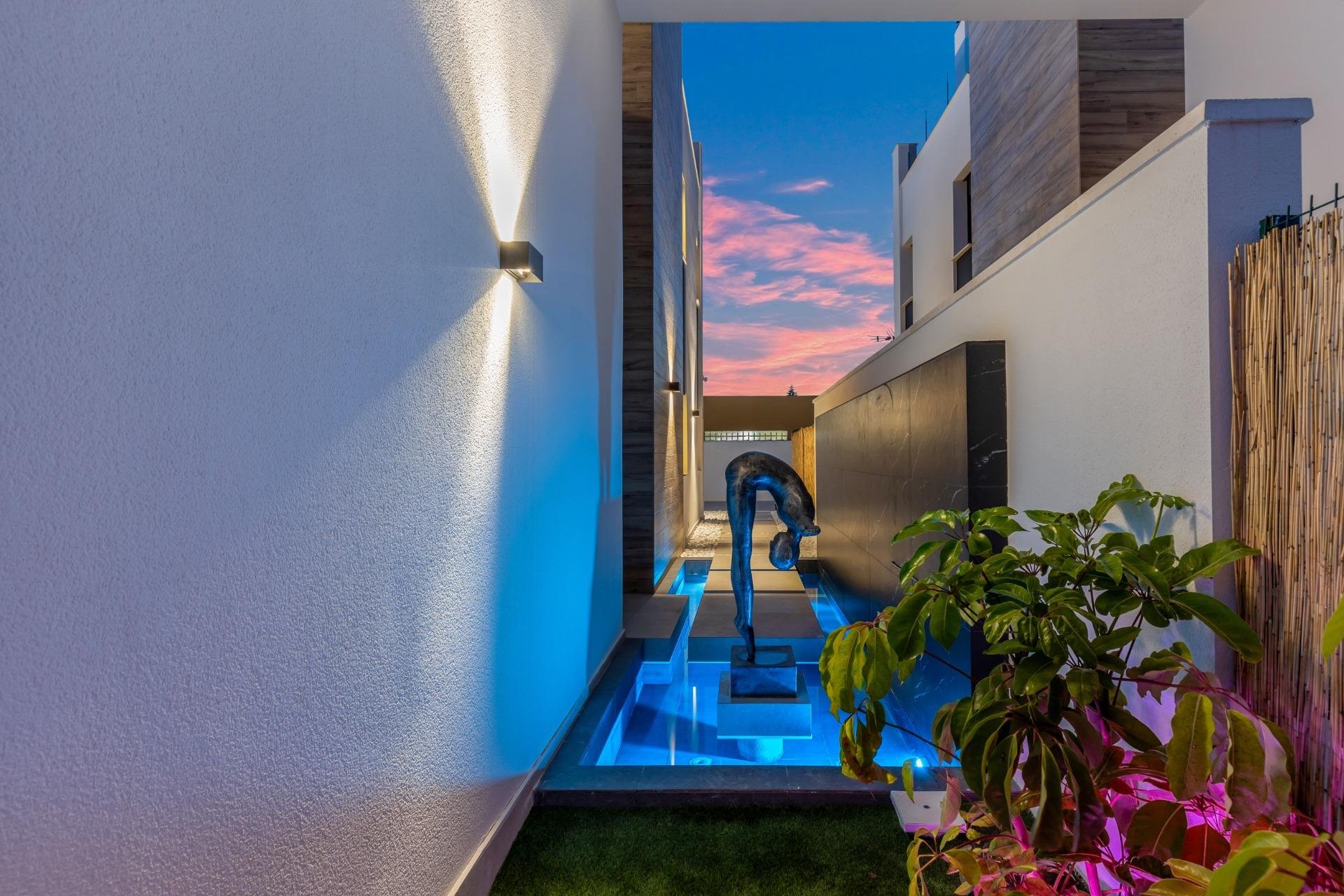 Villa en Torrevieja, Alicante, España 3 dormitorios, 126 m2 No. 195265