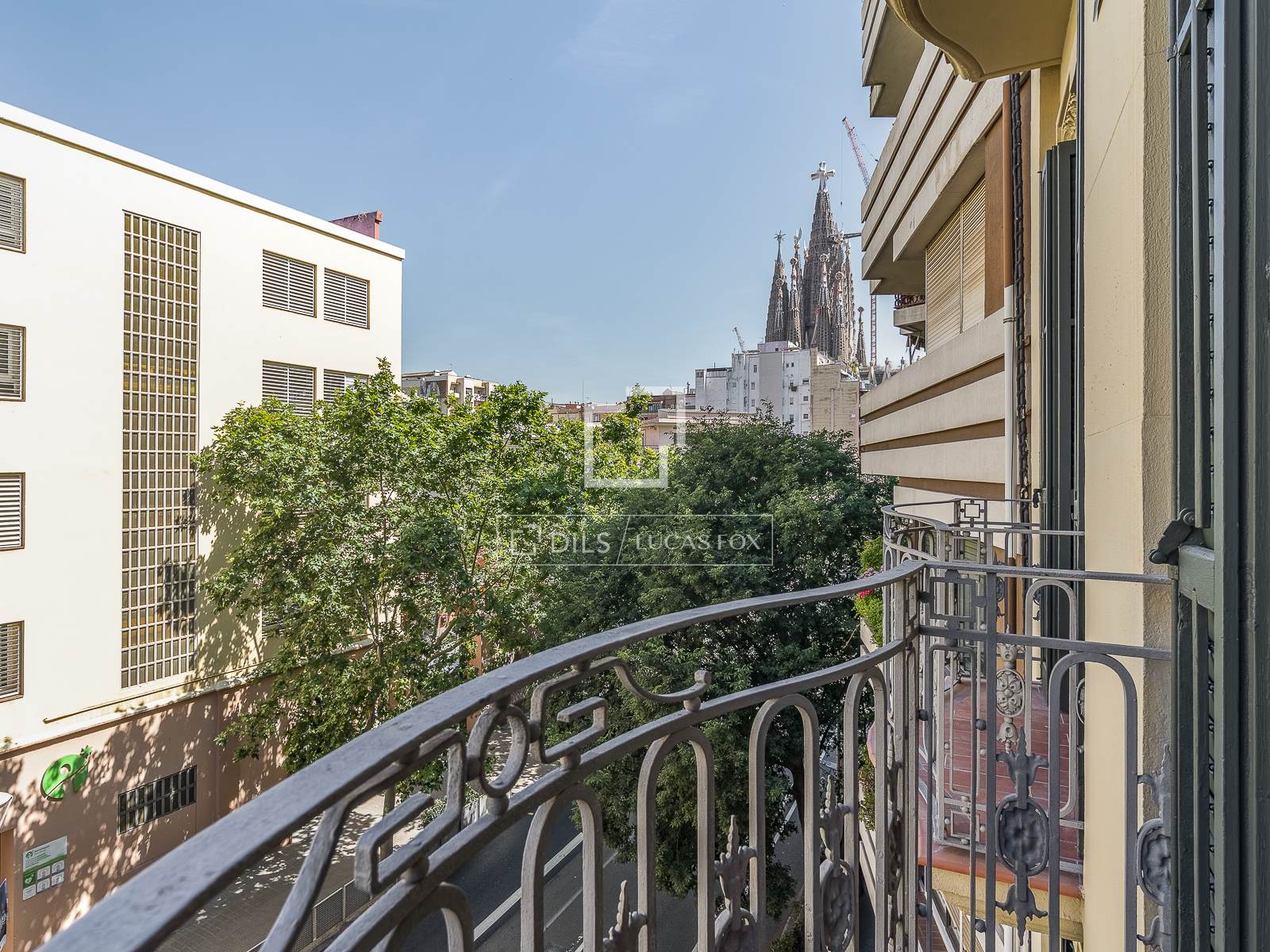 Dzīvoklis Barcelona, Spānijā 3 istabas, 151 m2 Nr. 168956