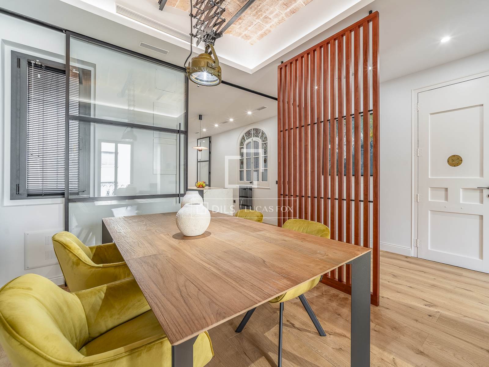 Dzīvoklis Barcelona, Spānijā 3 istabas, 151 m2 Nr. 168956