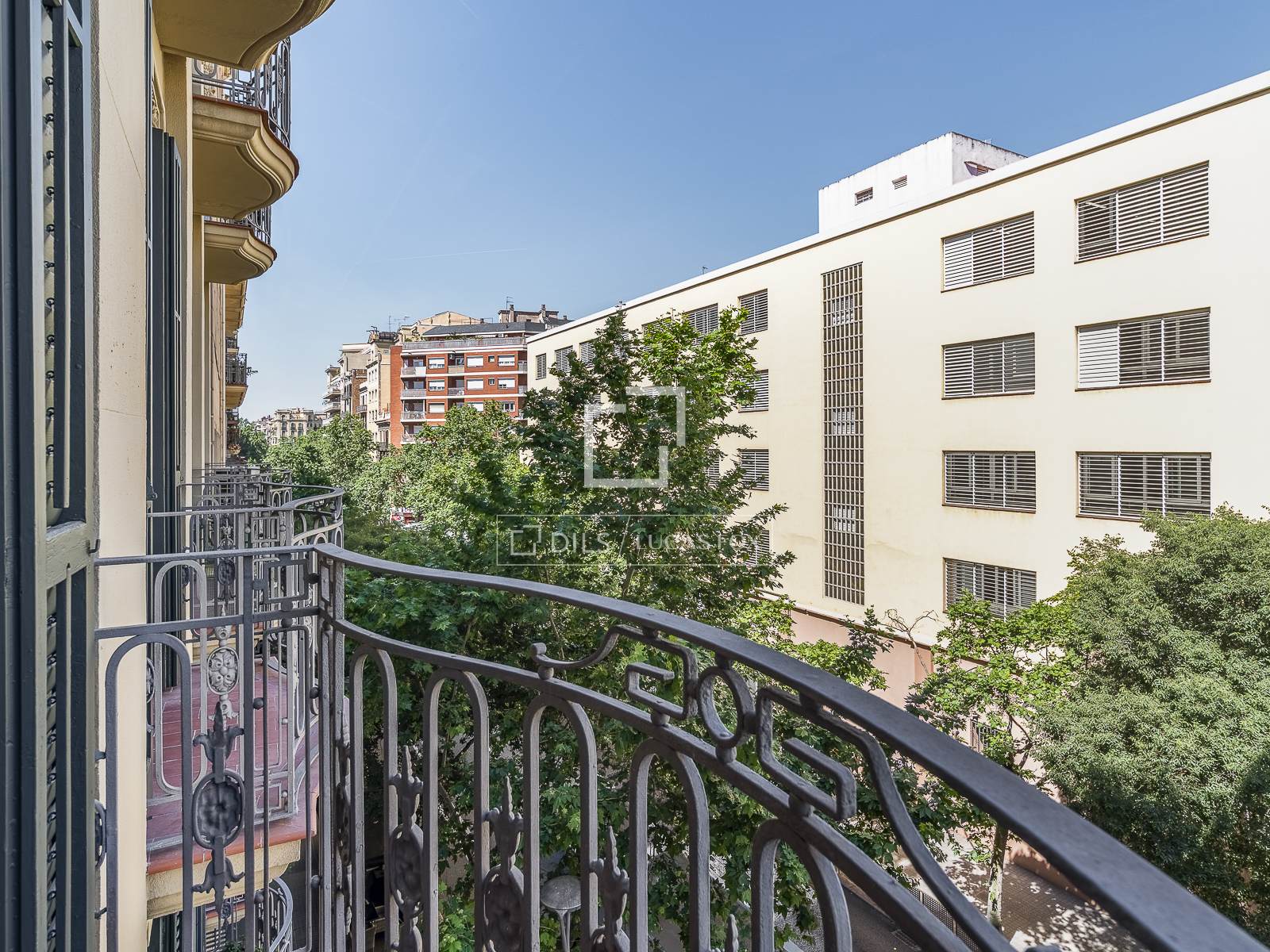Dzīvoklis Barcelona, Spānijā 3 istabas, 151 m2 Nr. 168956