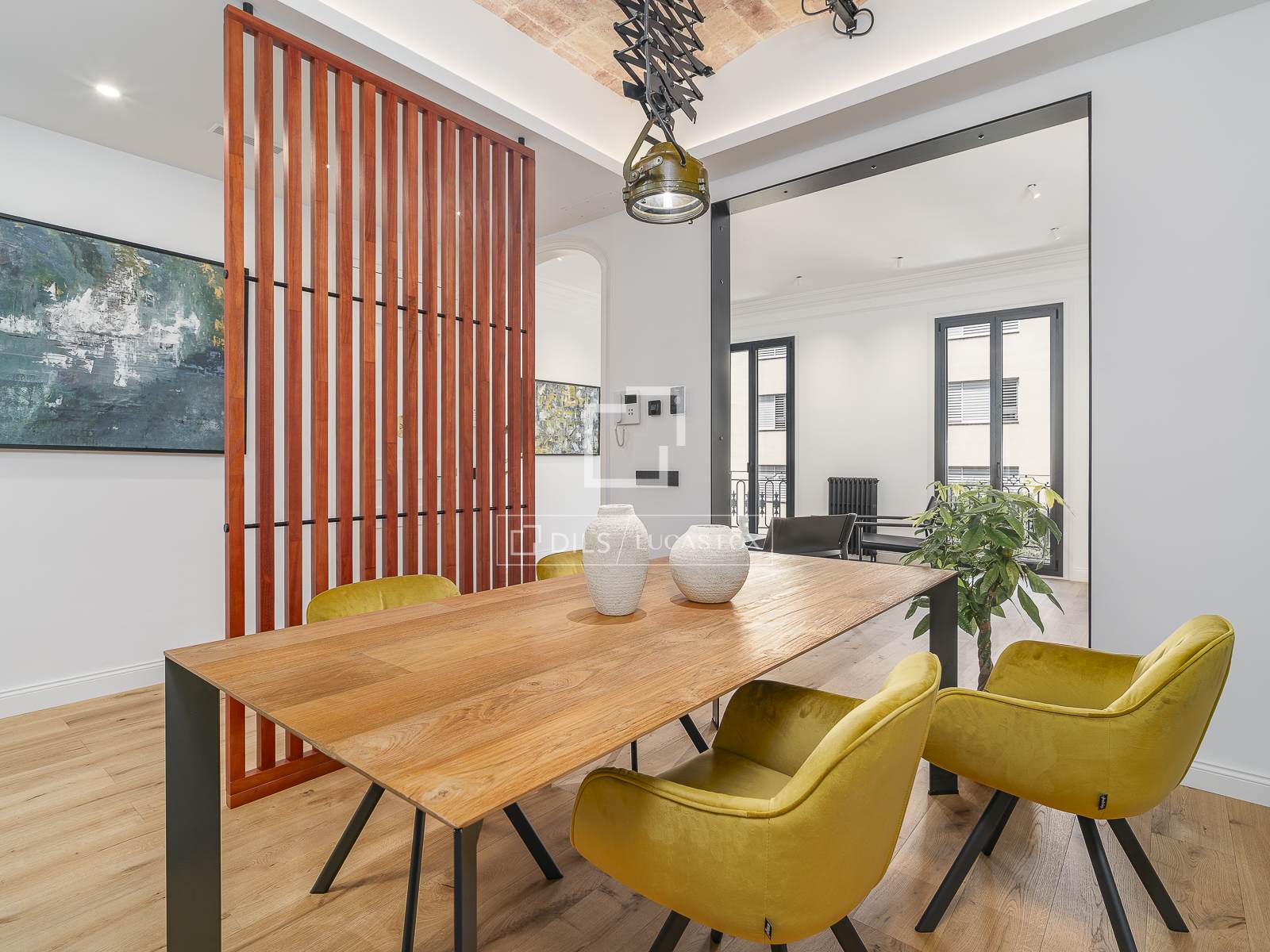 Dzīvoklis Barcelona, Spānijā 3 istabas, 151 m2 Nr. 168956