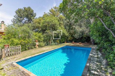Villa in Barcelona, Spanien 5 Schlafzimmer, 190 m2 Nr. 168957