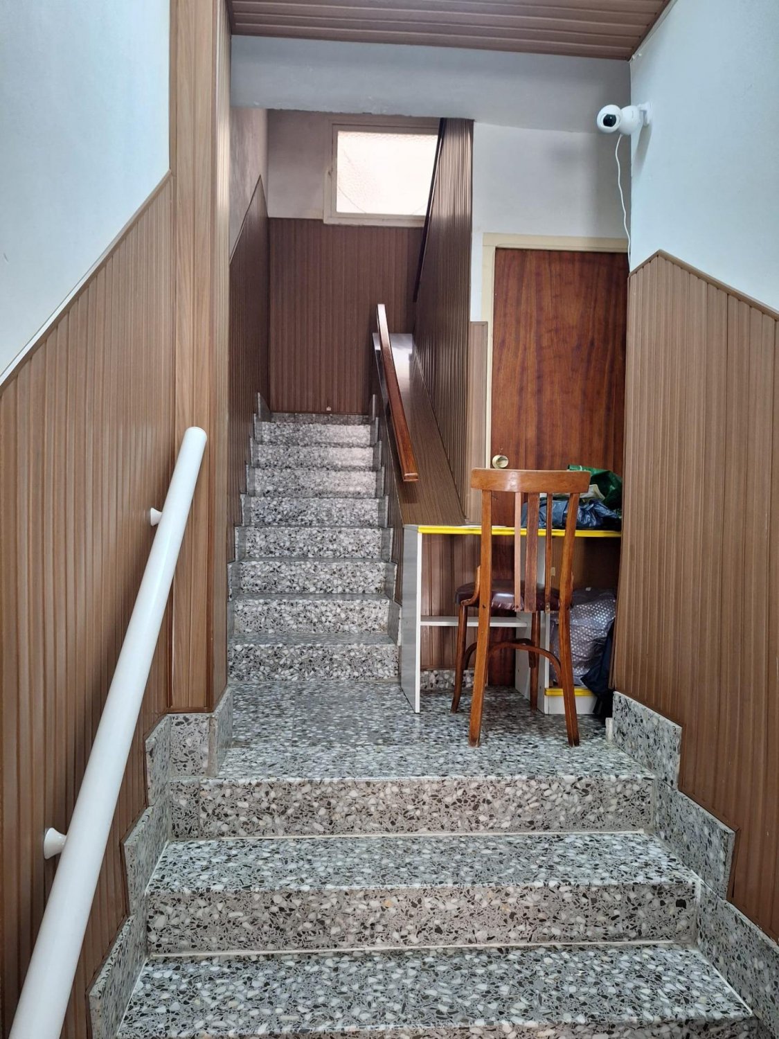 Commercial property à Torrevieja, Alicante, Espagne 5 chambres, 296 m2 No. 119807