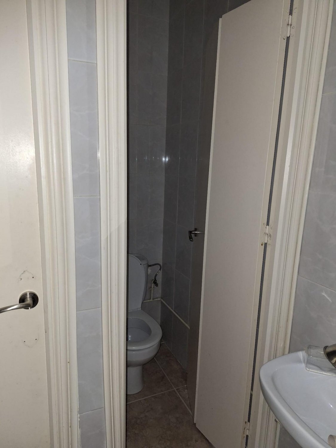 Commercial property à Torrevieja, Alicante, Espagne 5 chambres, 296 m2 No. 119807