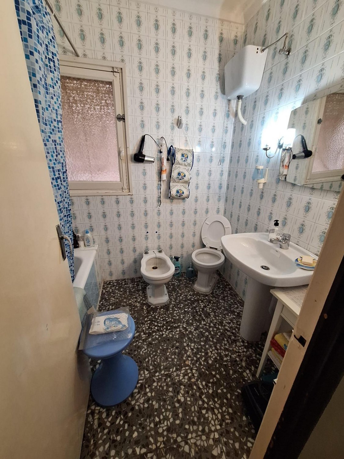 Commercial property à Torrevieja, Alicante, Espagne 5 chambres, 296 m2 No. 119807
