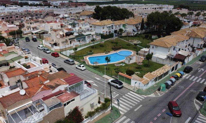 Kaupunkipientalo Torrevieja, Alicante, Espanja 3 makuuhuonetta, 85 m2 No. 139970