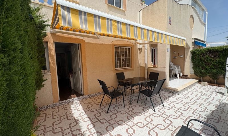 Kaupunkipientalo Torrevieja, Alicante, Espanja 3 makuuhuonetta, 85 m2 No. 139970