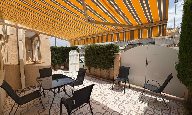 Kaupunkipientalo Torrevieja, Alicante, Espanja 3 makuuhuonetta, 85 m2 No. 139970
