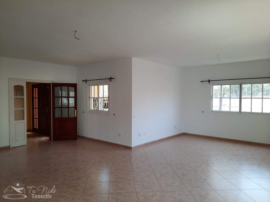 Villa in Las Galletas, Tenerife, Spain 4 bedrooms, 1005 sq.m. No. 69018