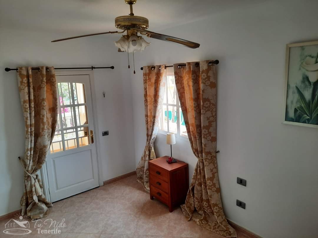 Villa in Las Galletas, Tenerife, Spain 4 bedrooms, 1005 sq.m. No. 69018
