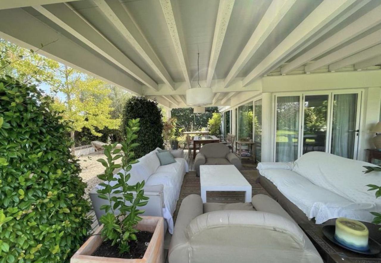 Villa i Madrid, Spanien 5 sovrum, 441 kvm. Nr. 63076