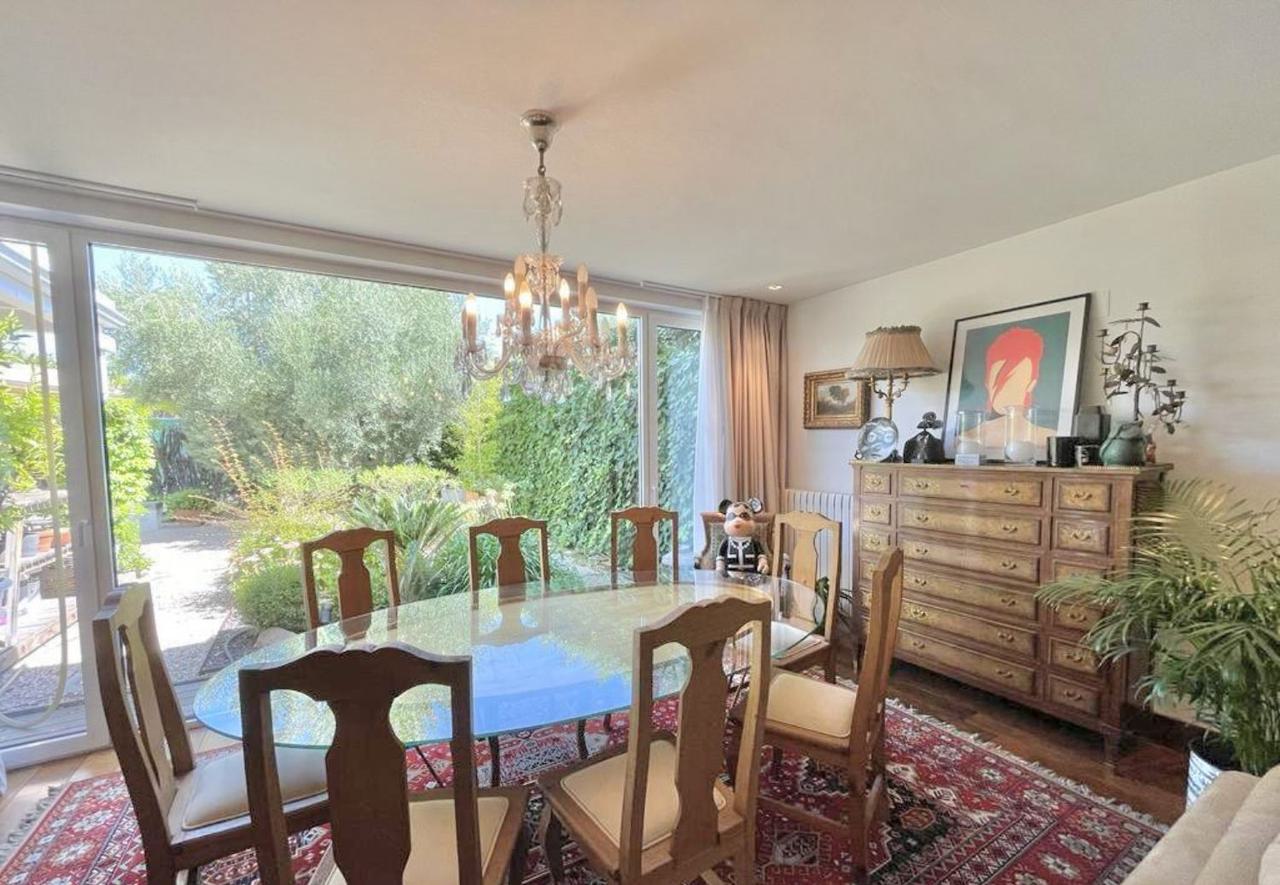 Villa i Madrid, Spanien 5 sovrum, 441 kvm. Nr. 63076