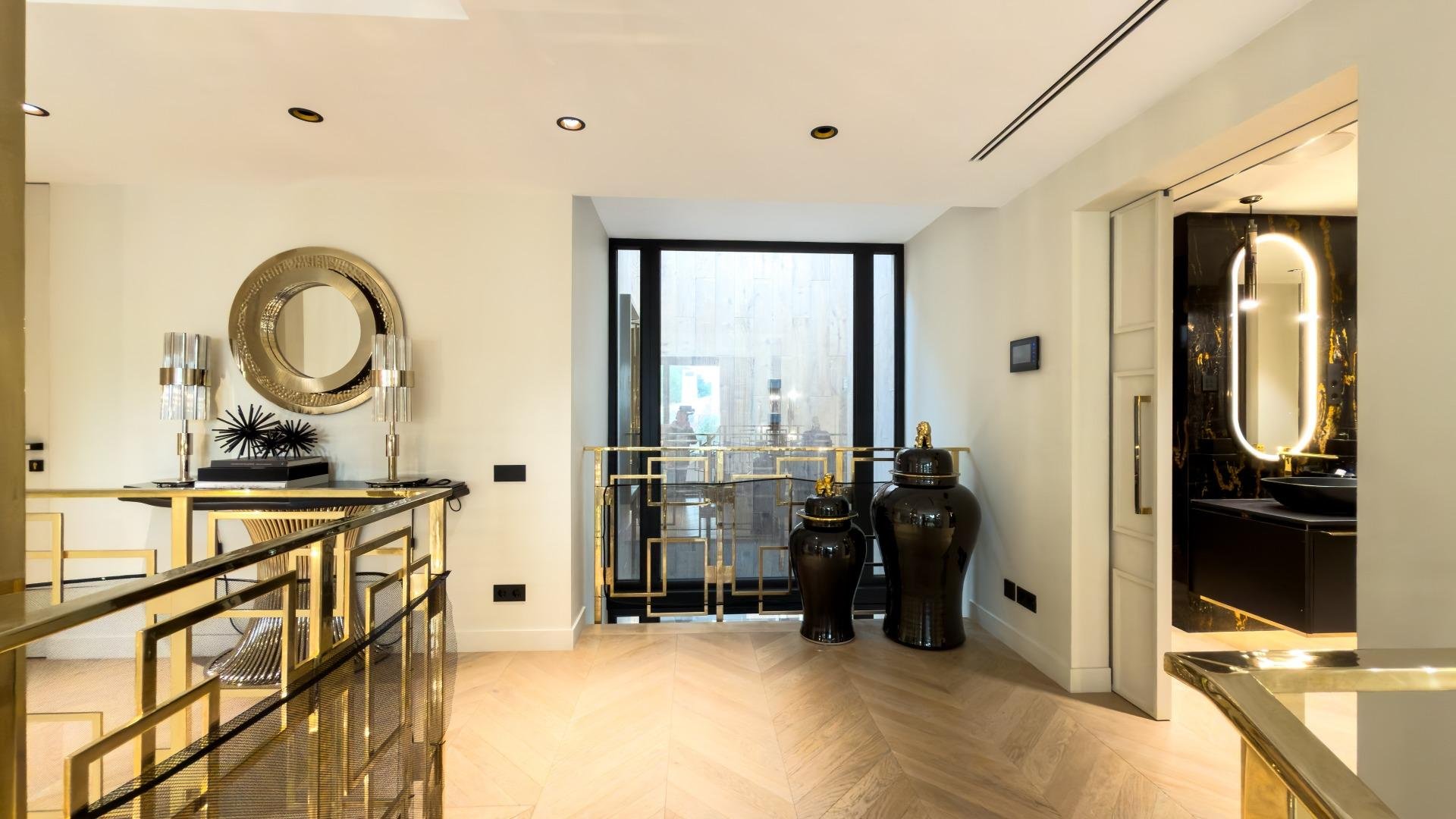 Huvila Pozuelo de Alarcon, Madrid, Espanja 4 makuuhuonetta, 435 m2 No. 168890