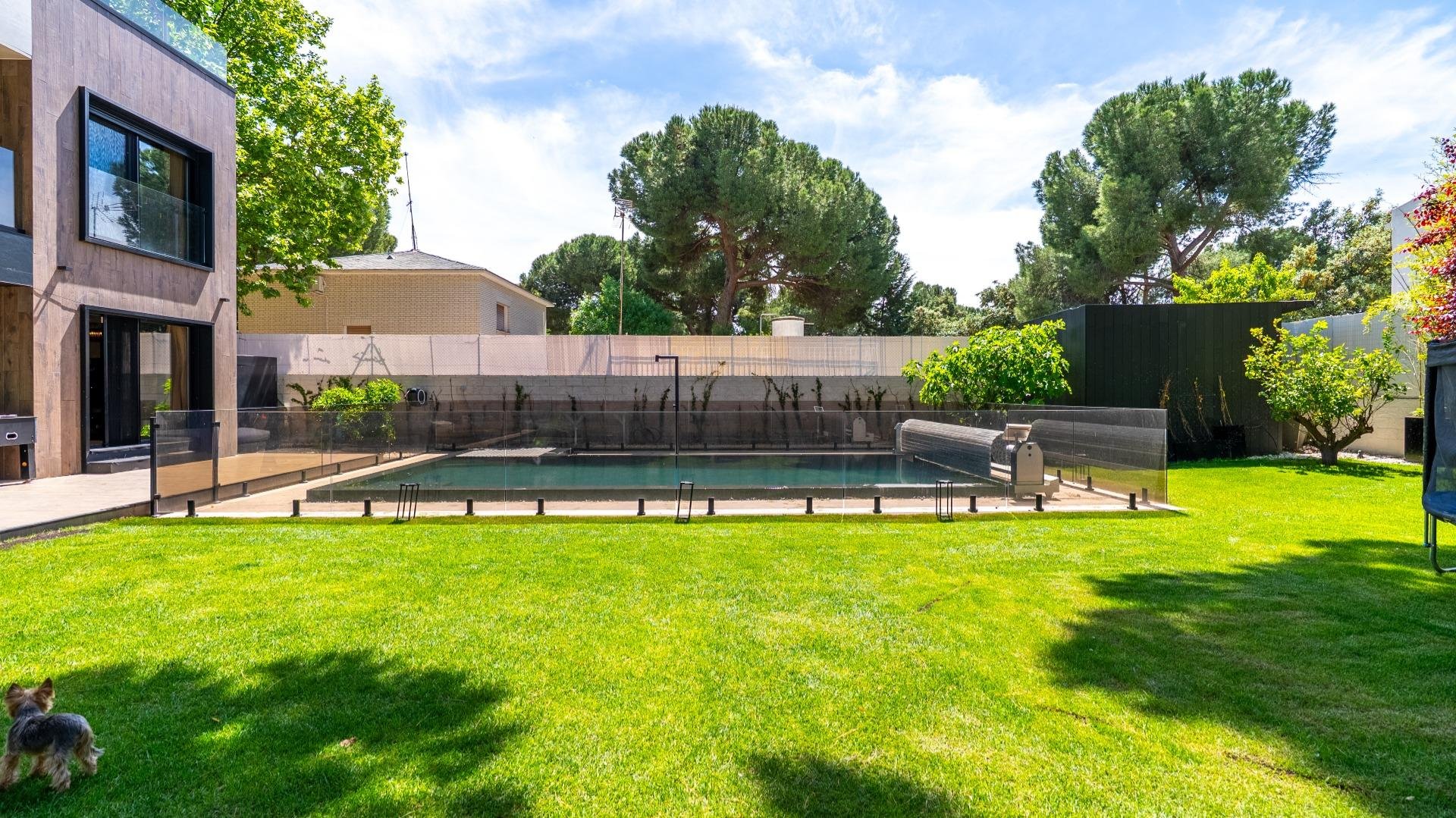 Huvila Pozuelo de Alarcon, Madrid, Espanja 4 makuuhuonetta, 435 m2 No. 168890