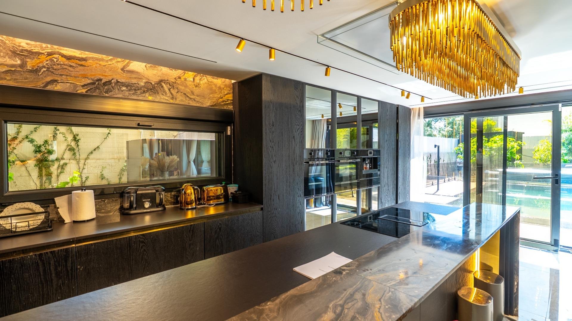 Huvila Pozuelo de Alarcon, Madrid, Espanja 4 makuuhuonetta, 435 m2 No. 168890