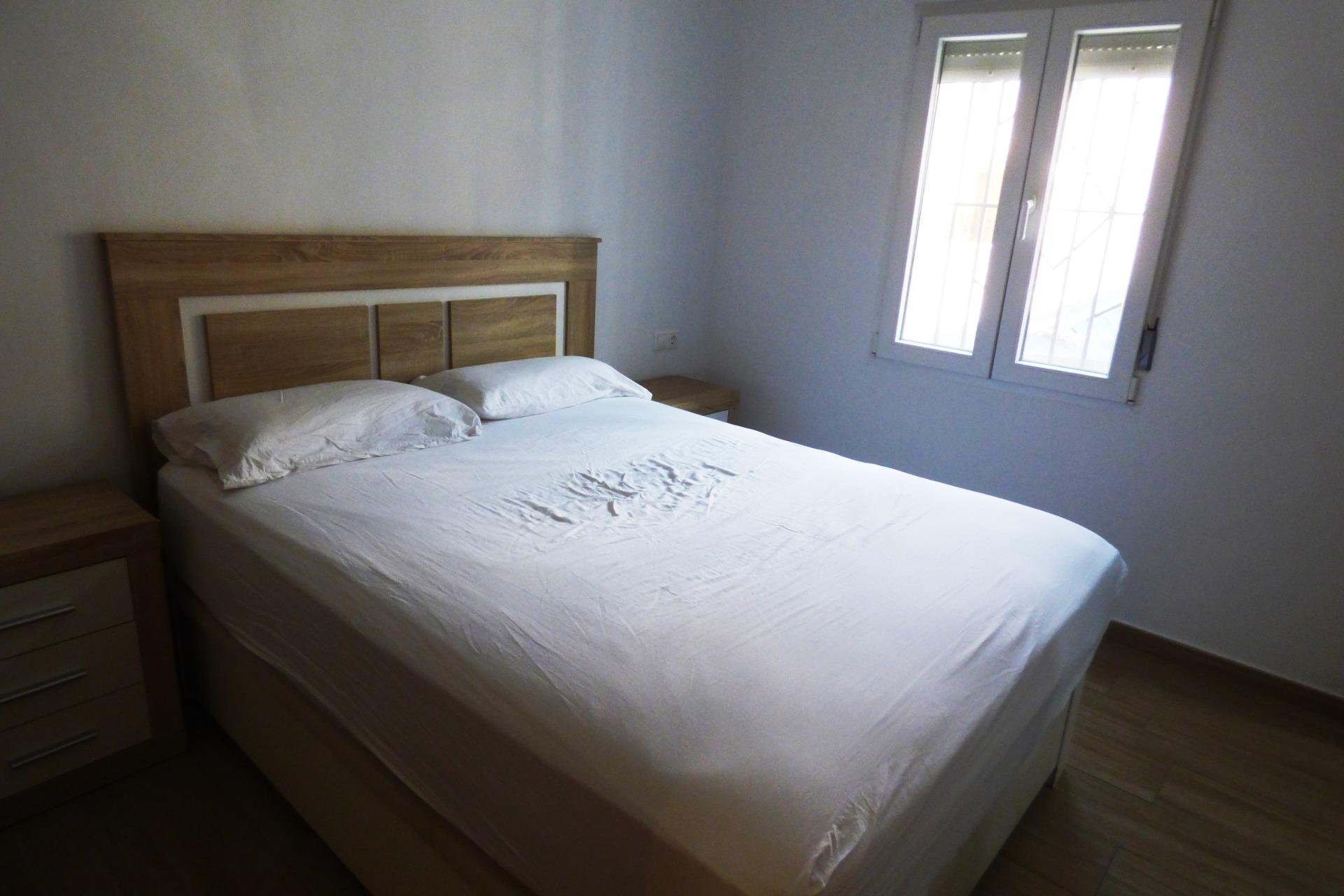 Huoneisto Cabo De Las Huertas, Alicante, Espanja 3 makuuhuonetta, 120 m2 No. 168809
