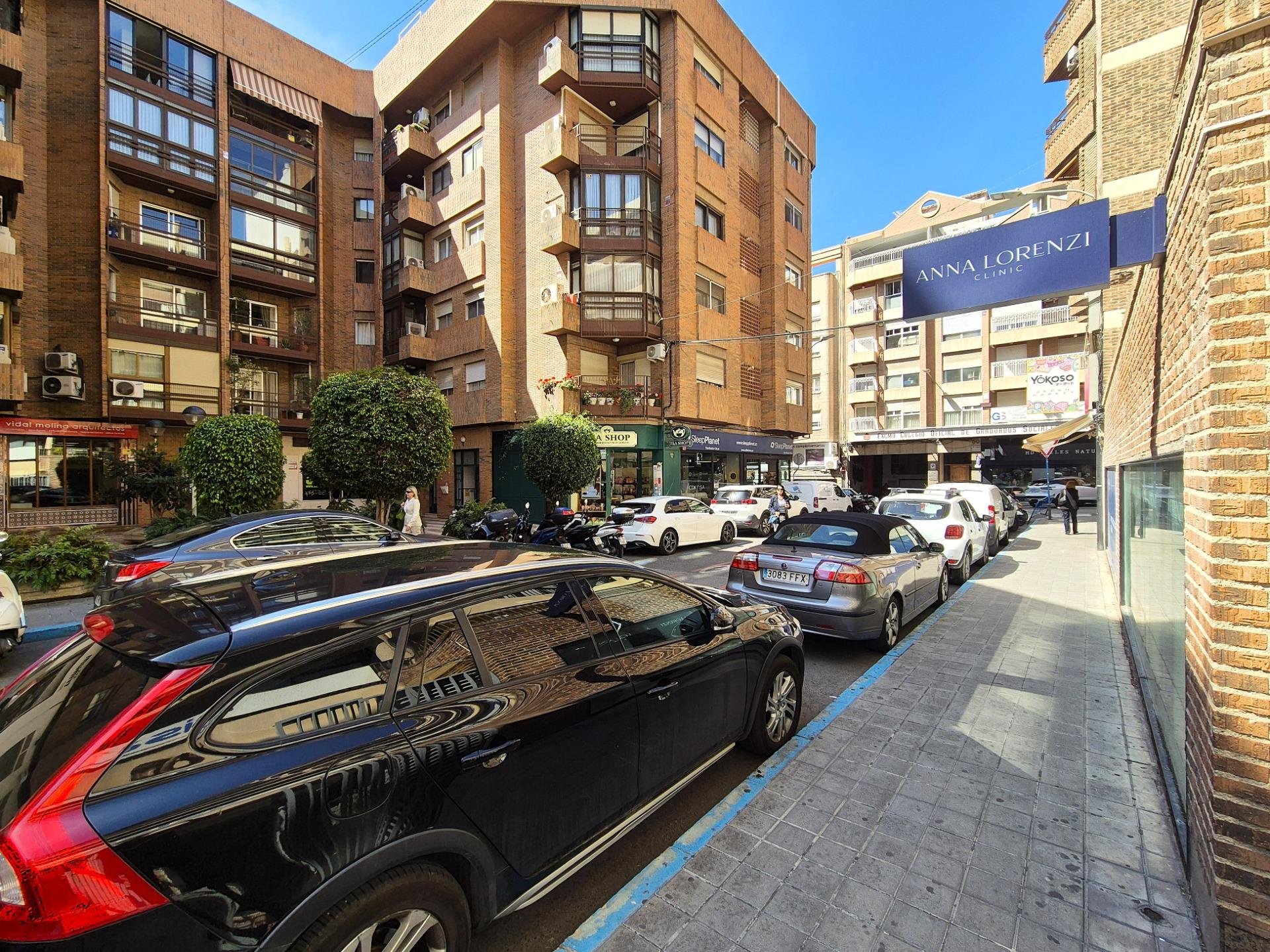 Commercial property in Alicante, Spain 6 bedrooms, 220 sq.m. No. 168891