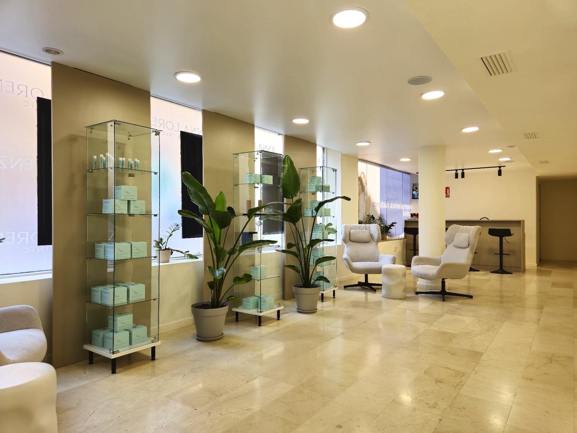Commercial property in Alicante, Spain 6 bedrooms, 220 sq.m. No. 168891