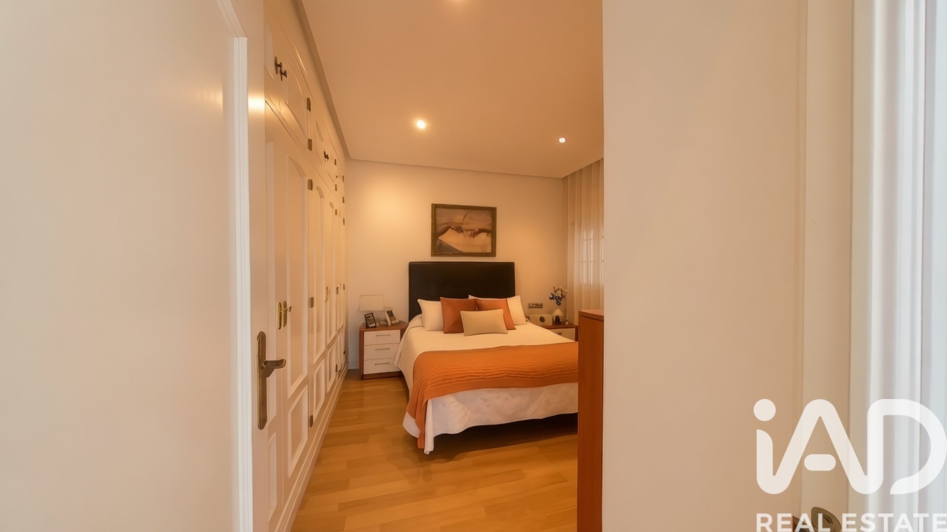 Apartment in Cadiz, Spain 4 bedrooms, 130 sq.m. No. 172573