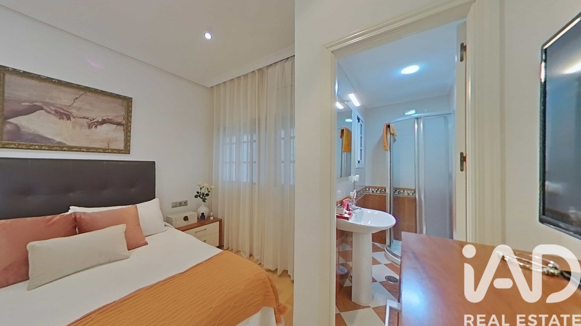 Apartment in Cadiz, Spain 4 bedrooms, 130 sq.m. No. 172573
