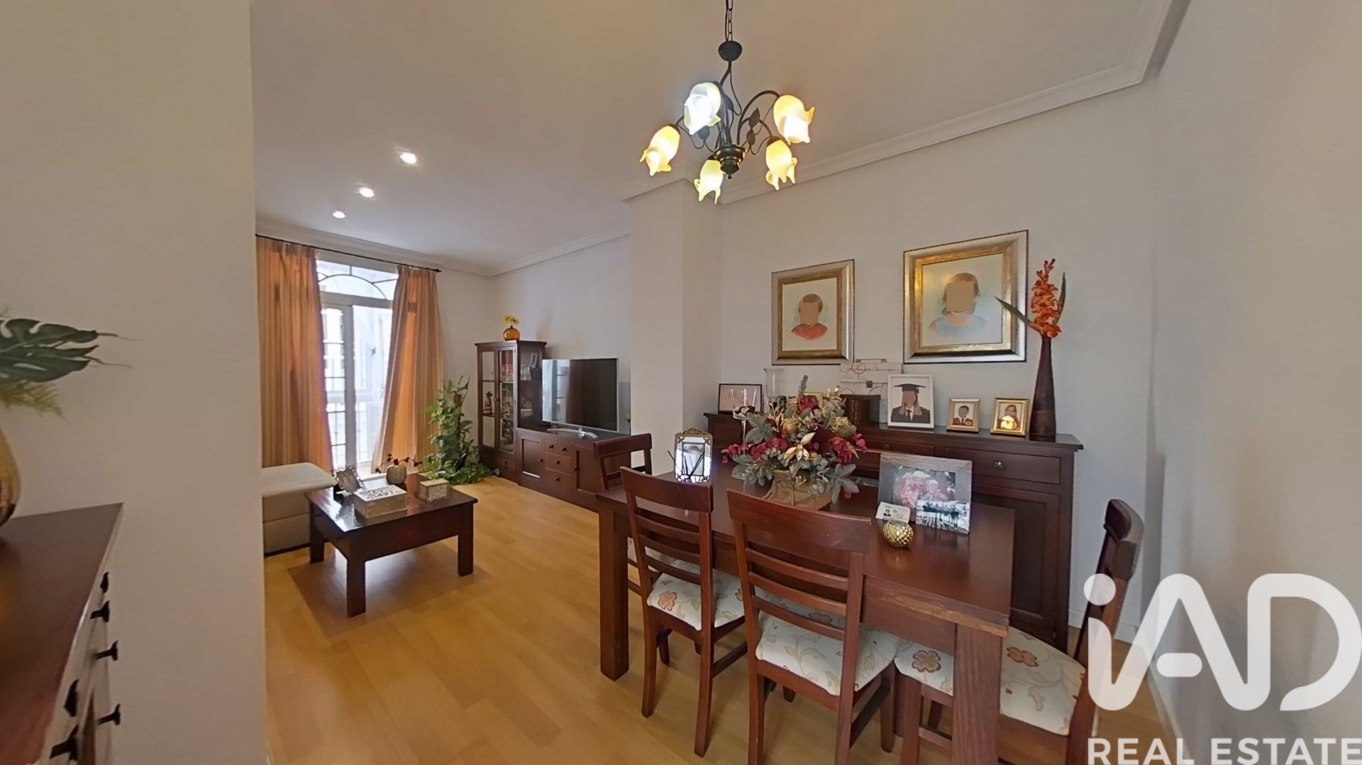 Apartment in Cadiz, Spain 4 bedrooms, 130 sq.m. No. 172573