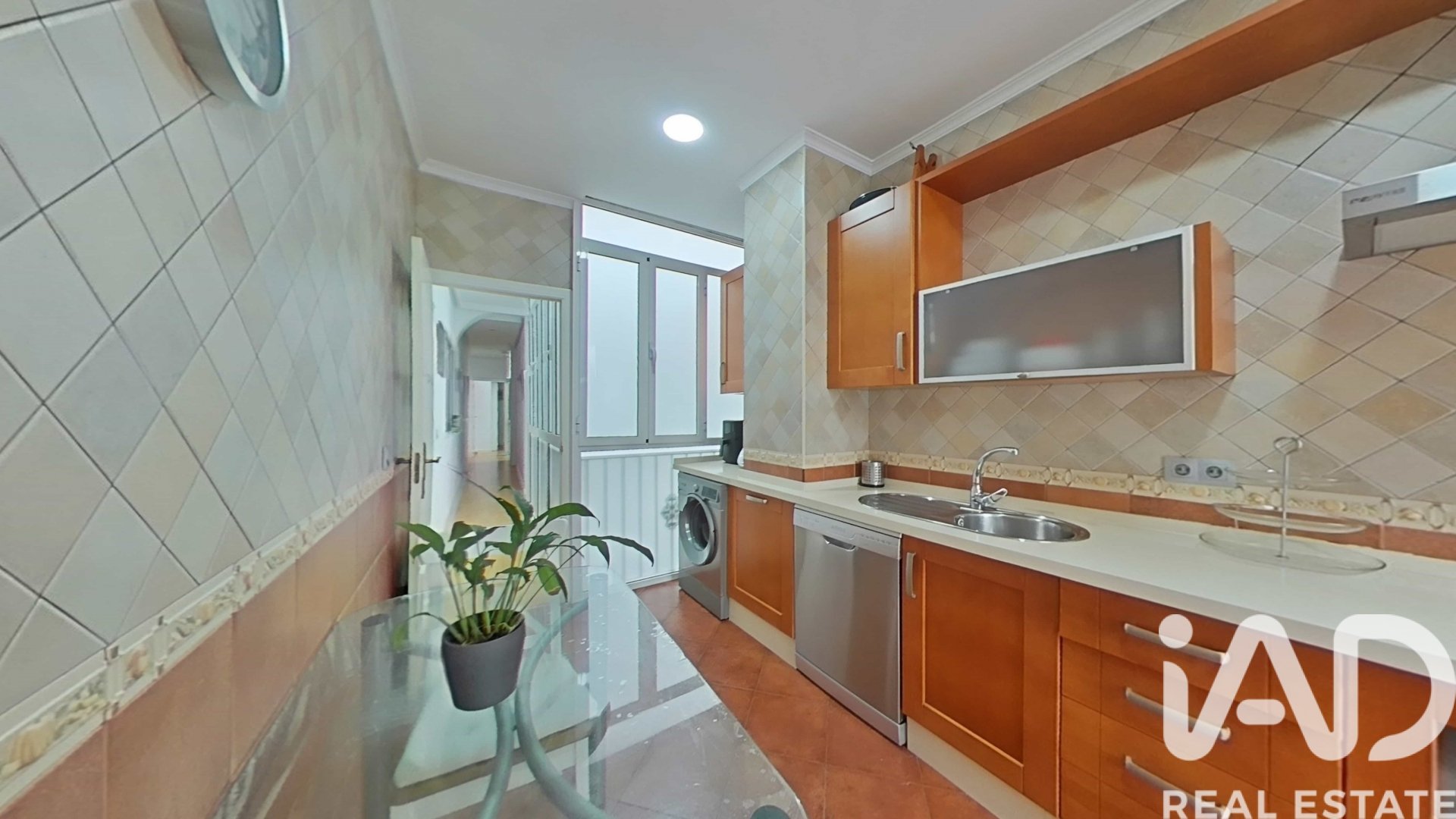 Apartment in Cadiz, Spain 4 bedrooms, 130 sq.m. No. 172573