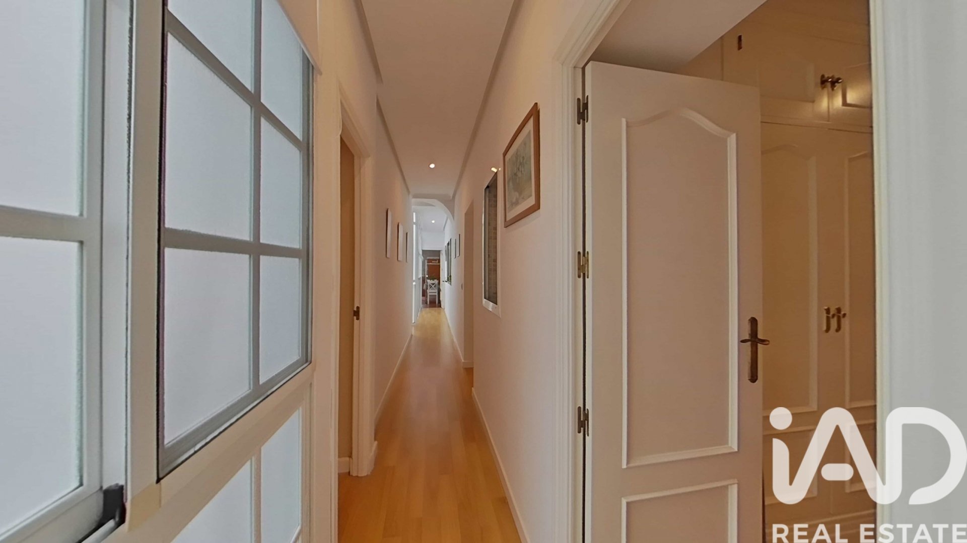Apartment in Cadiz, Spain 4 bedrooms, 130 sq.m. No. 172573