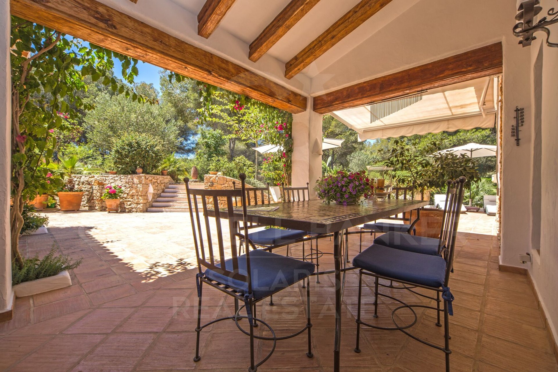 Villa in Javea, Alicante, Spain 4 bedrooms, 338 sq.m. No. 179181