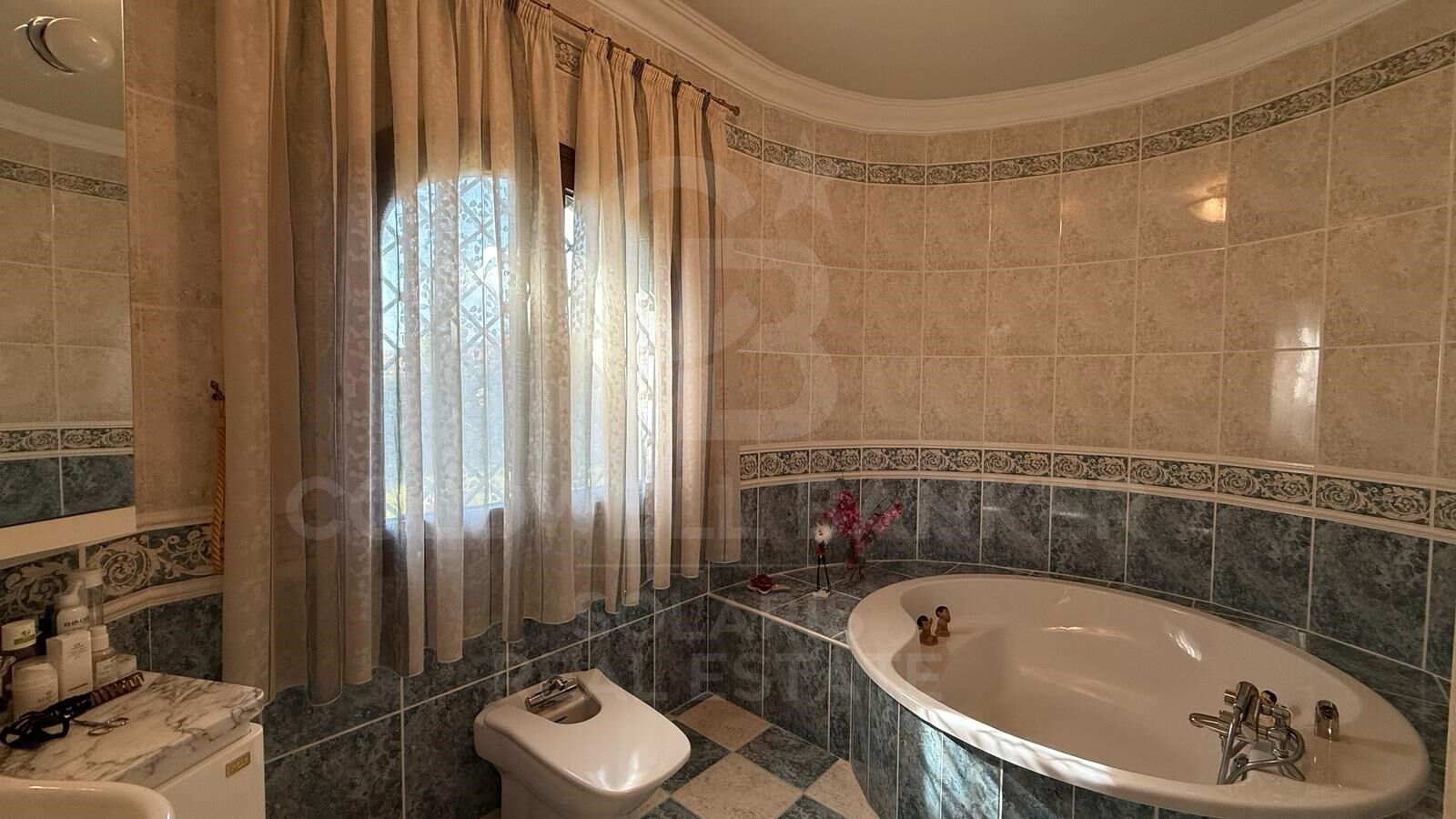 Villa in Javea, Alicante, Spain 4 bedrooms, 480 sq.m. No. 179183