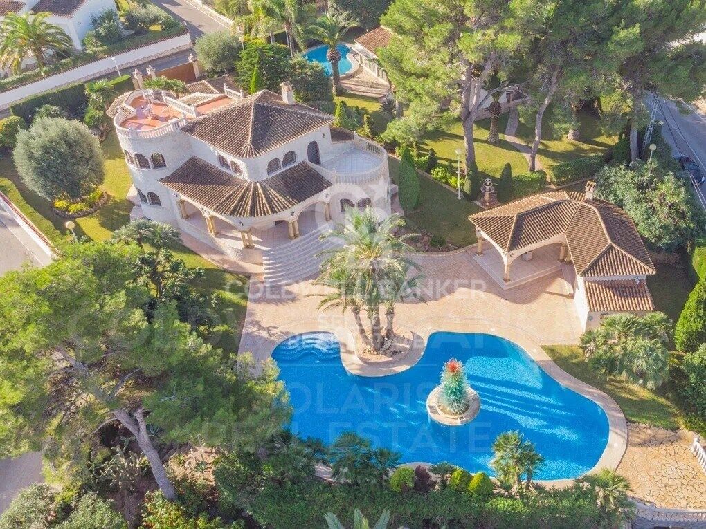Villa in Javea, Alicante, Spain 4 bedrooms, 480 sq.m. No. 179183