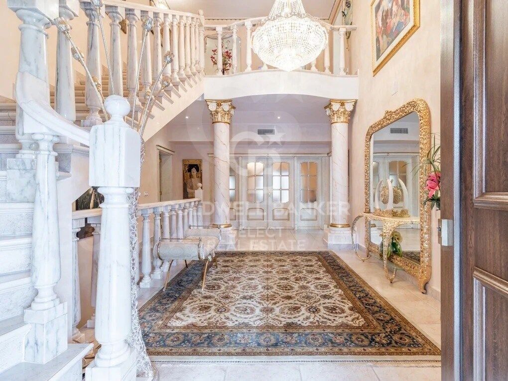 Villa in Javea, Alicante, Spain 4 bedrooms, 480 sq.m. No. 179183
