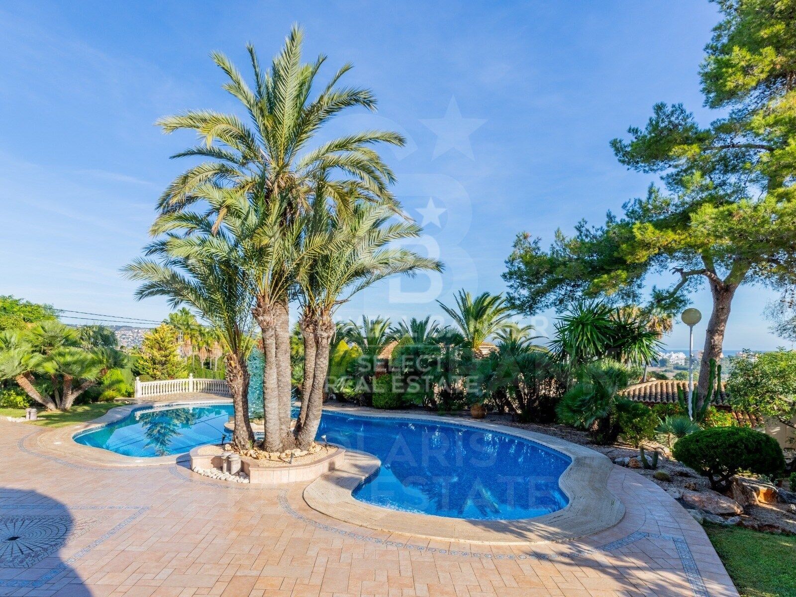 Villa in Javea, Alicante, Spain 4 bedrooms, 480 sq.m. No. 179183