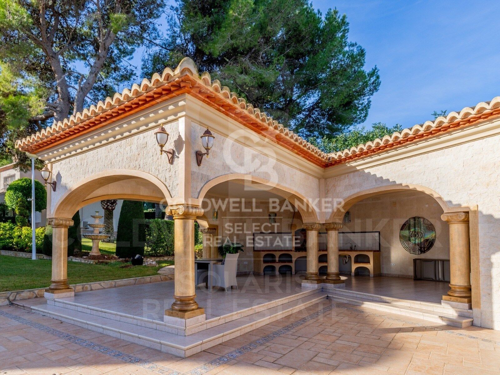 Villa in Javea, Alicante, Spain 4 bedrooms, 480 sq.m. No. 179183