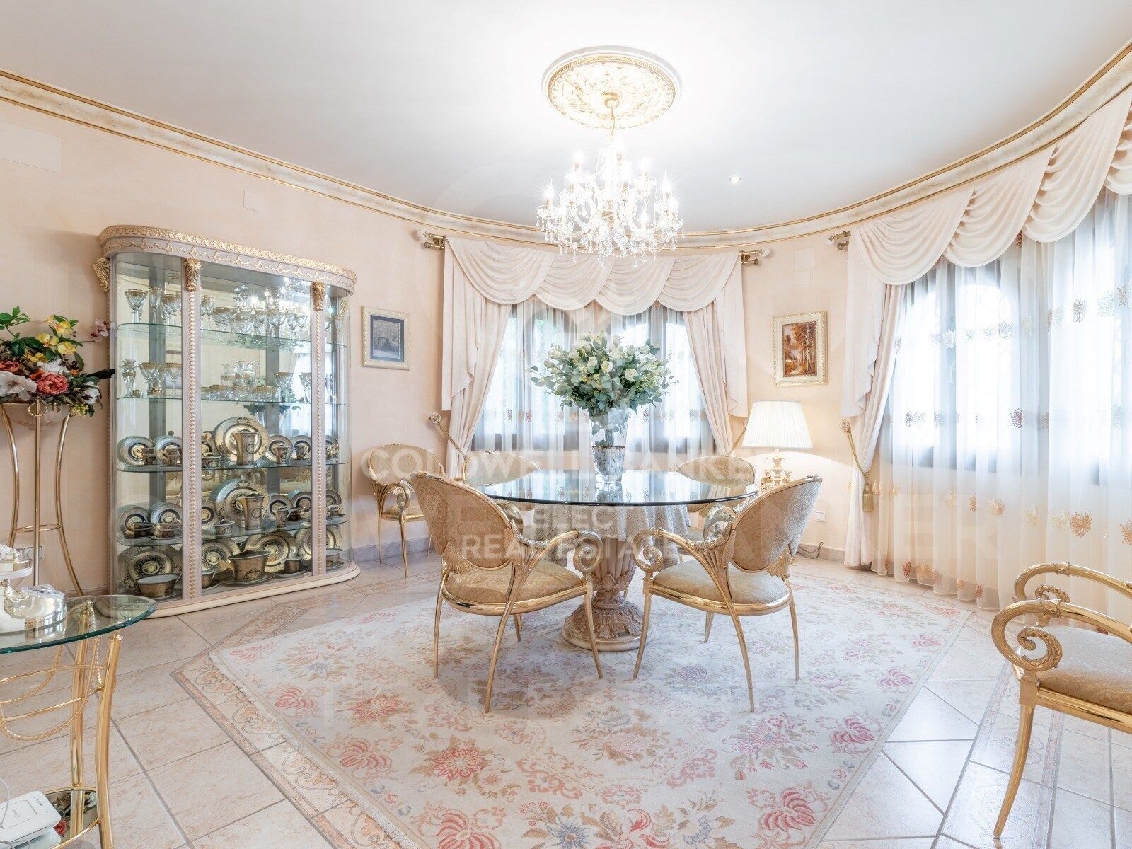Villa in Javea, Alicante, Spain 4 bedrooms, 480 sq.m. No. 179183