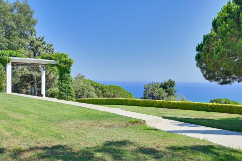 Villa in Sant Andreu de Llavaneres, Barcelona, Spain 6 bedrooms, 1280 sq.m. No. 133989