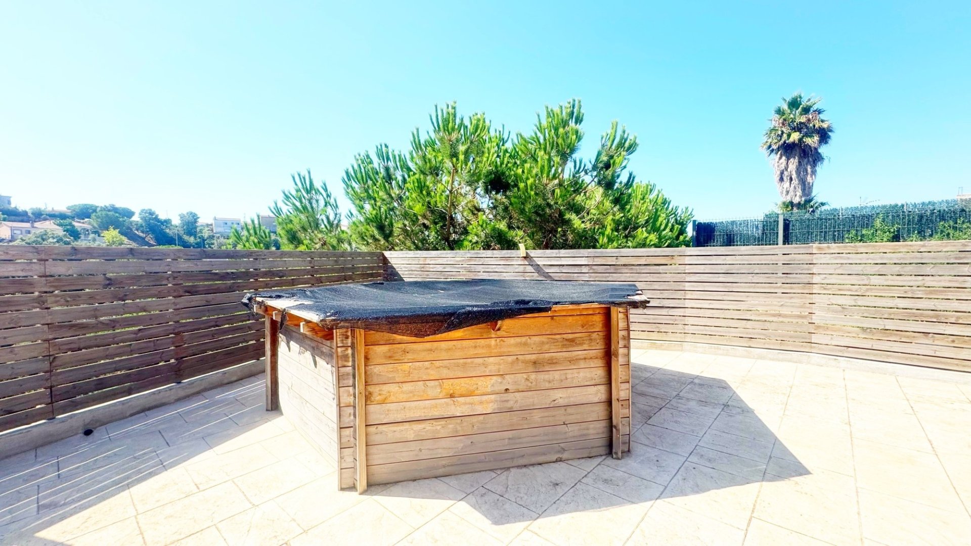 Villa in Lloret de Mar, Girona, Spain 3 bedrooms, 200 sq.m. No. 133990