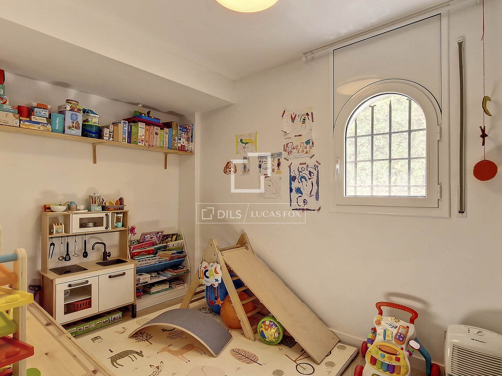 Apartment à Vilanova i la Geltru, Barcelona, Espagne 4 chambres, 110 m2 No. 150985