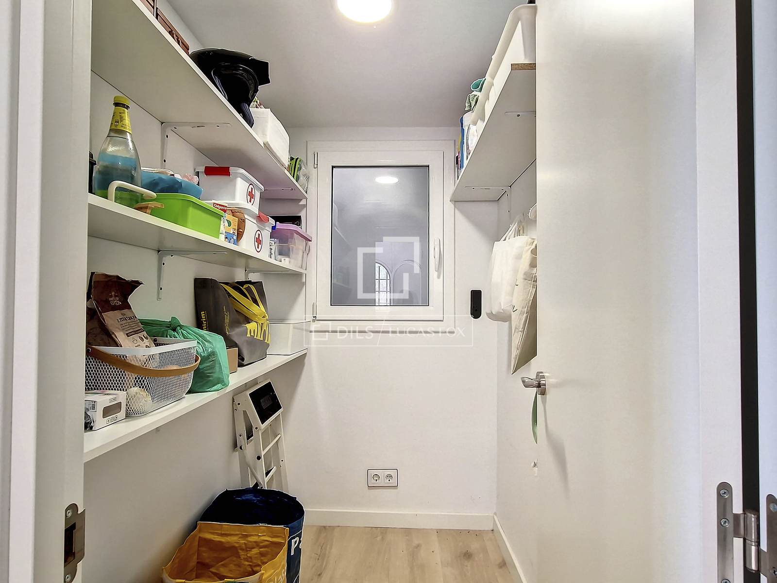 Apartment à Vilanova i la Geltru, Barcelona, Espagne 4 chambres, 110 m2 No. 150985