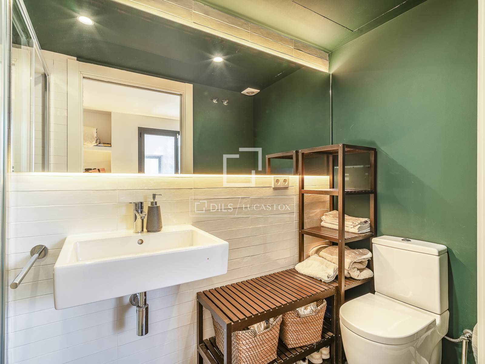 Penthouse in Barcelona, Spain 3 bedrooms, 128 sq.m. No. 166320