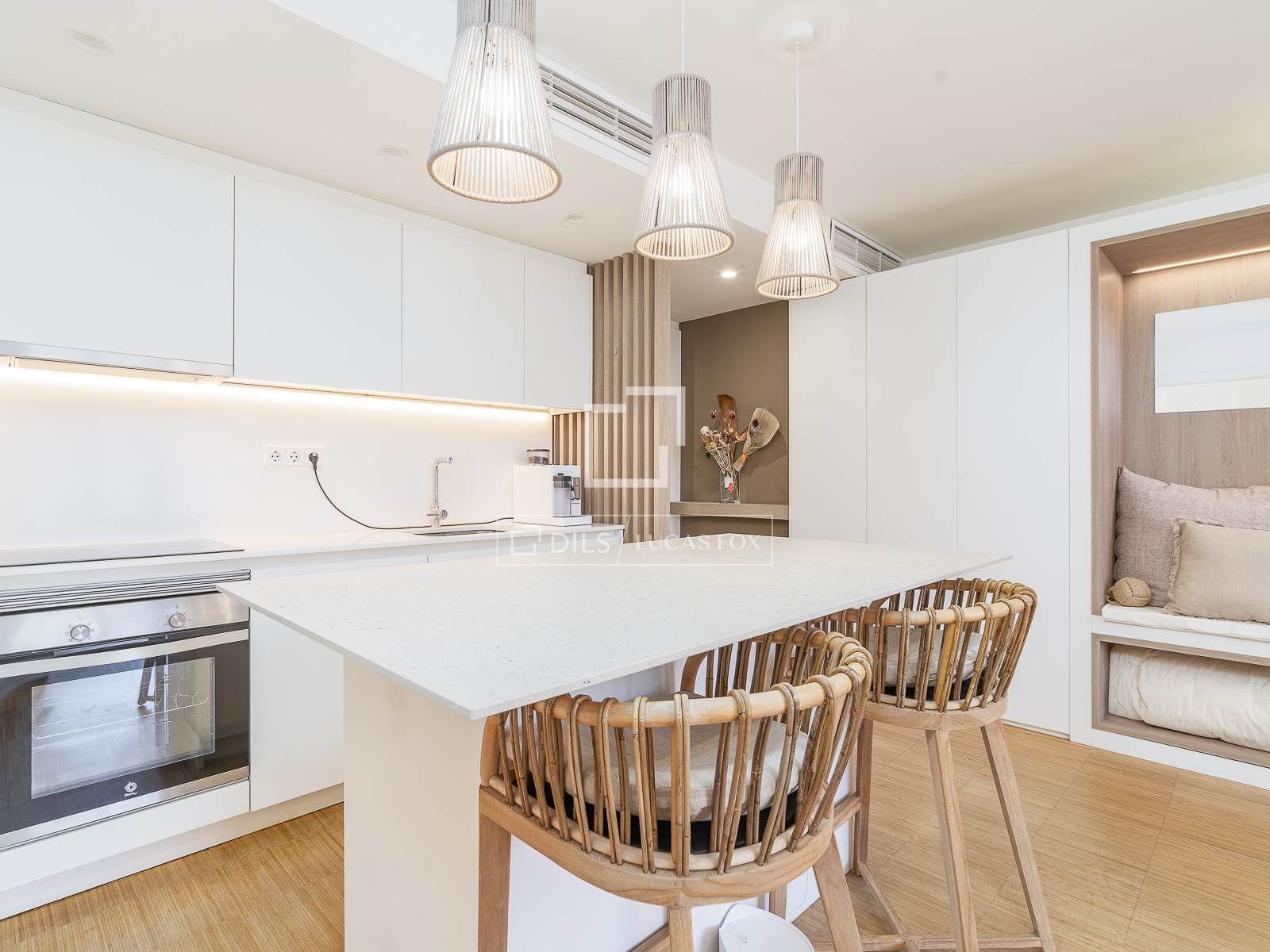 Penthouse in Barcelona, Spain 3 bedrooms, 128 sq.m. No. 166320