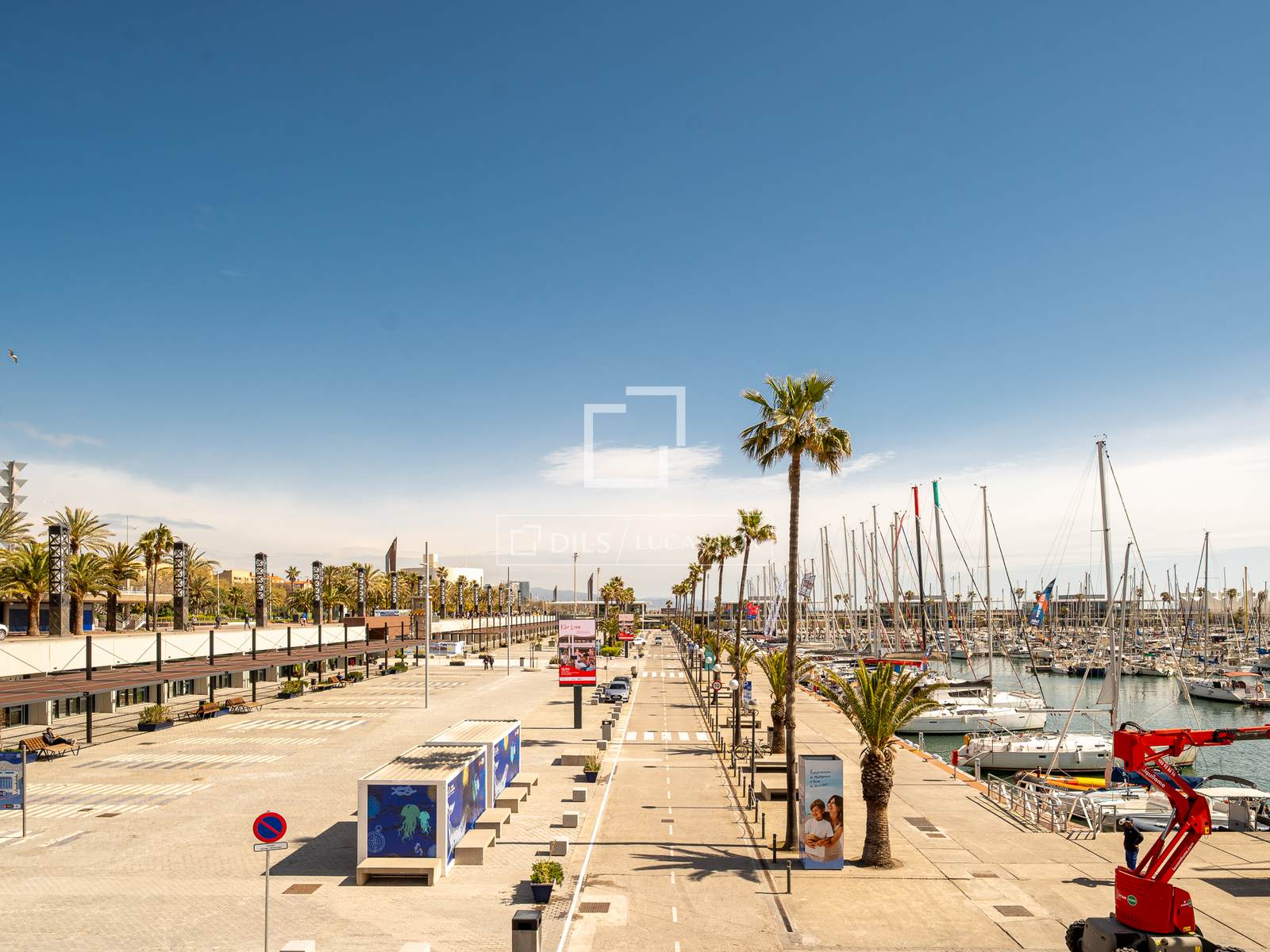Penthouse in Barcelona, Spain 3 bedrooms, 128 sq.m. No. 166320