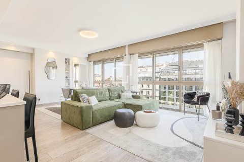 Penthouse à Barcelona, Espagne 2 chambres, 82 m2 No. 166326