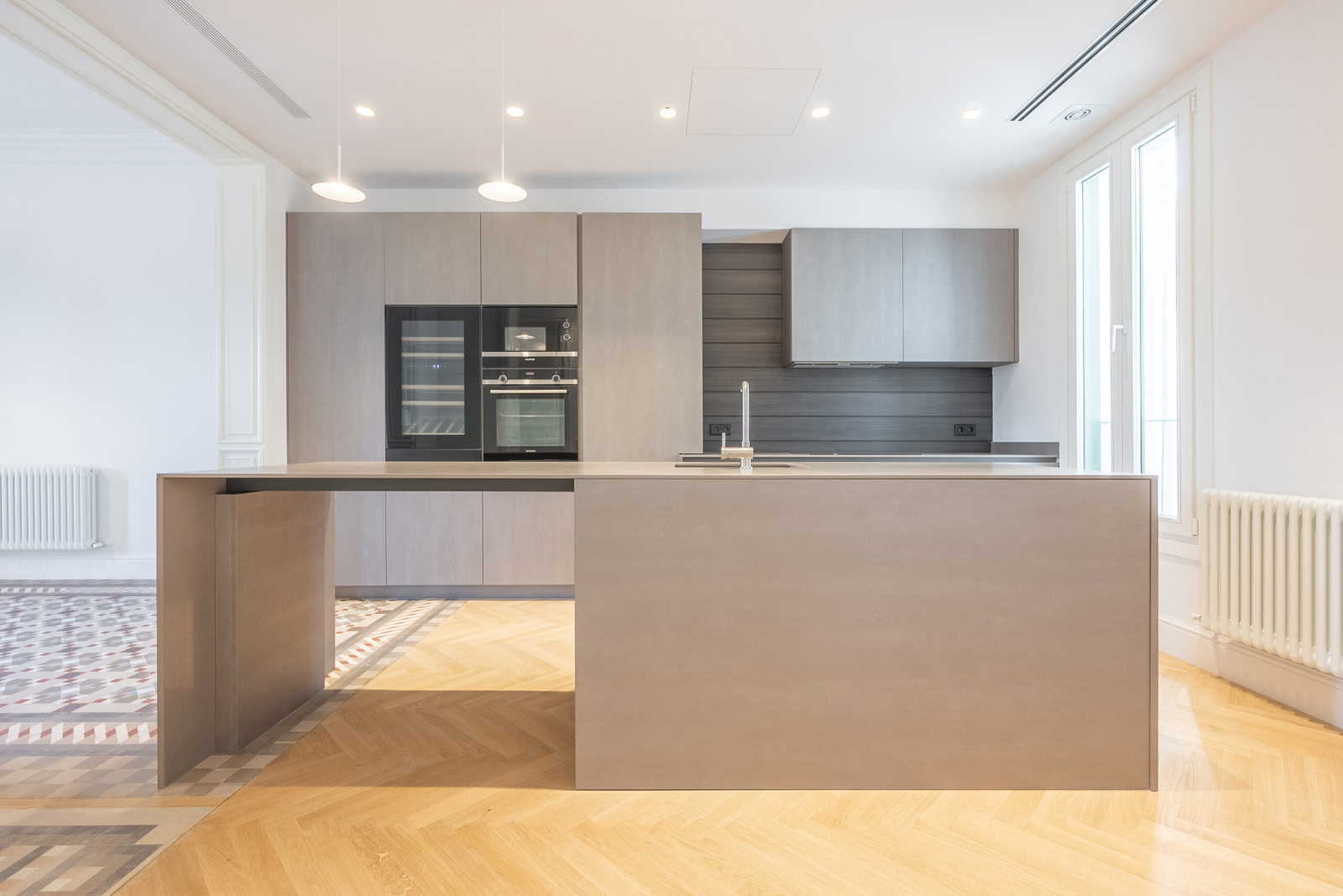 Apartment in Barcelona, Spain 2 bedrooms, 159 sq.m. No. 148872