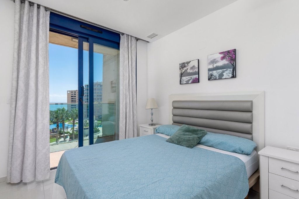 Apartamento en Punta Prima, Alicante, España 2 dormitorios, 61 m2 No. 145410