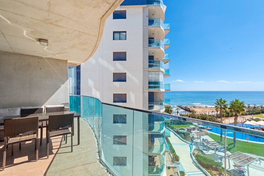 Apartamento en Punta Prima, Alicante, España 2 dormitorios, 61 m2 No. 145410