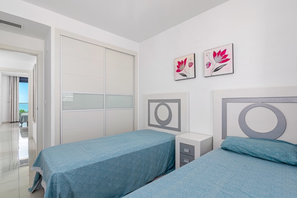 Apartamento en Punta Prima, Alicante, España 2 dormitorios, 61 m2 No. 145410