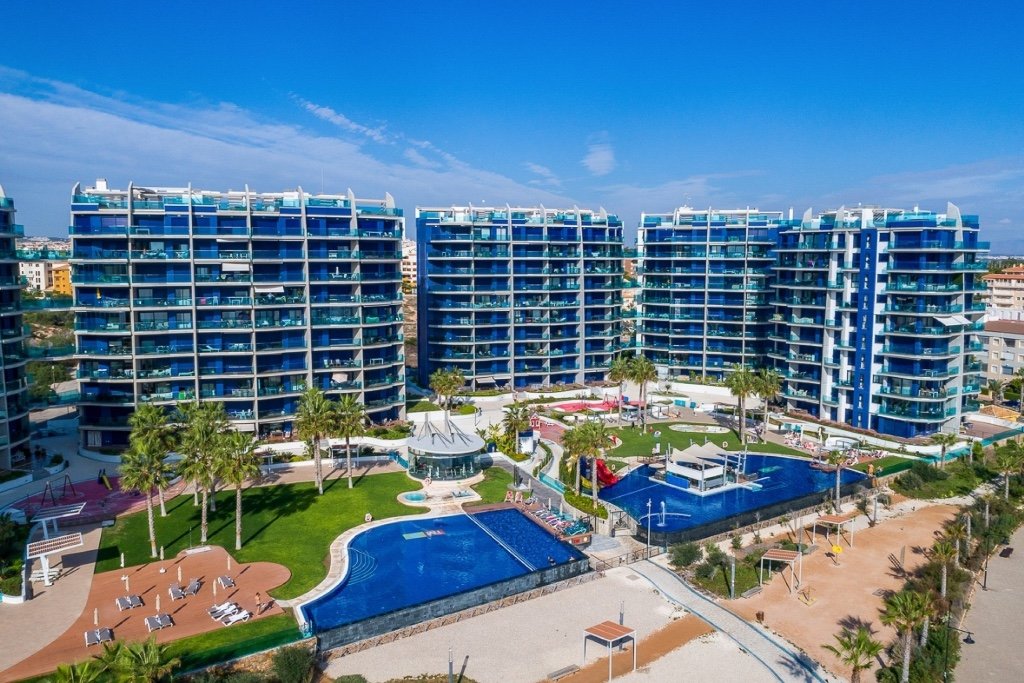 Apartamento en Punta Prima, Alicante, España 2 dormitorios, 61 m2 No. 145410