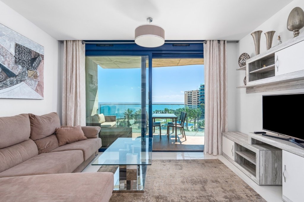 Apartamento en Punta Prima, Alicante, España 2 dormitorios, 61 m2 No. 145410