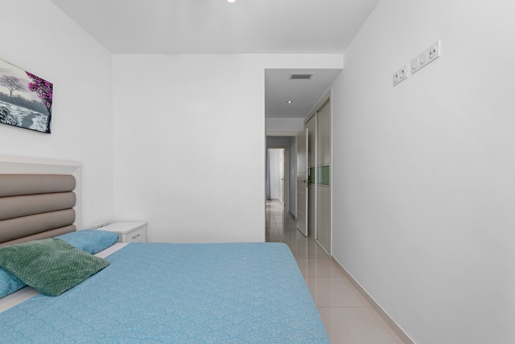 Apartamento en Punta Prima, Alicante, España 2 dormitorios, 61 m2 No. 145410